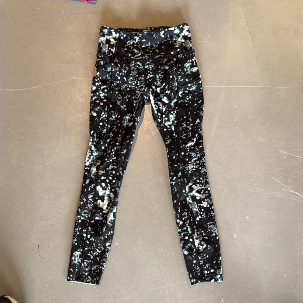 Lululemon- Fast & Free 7/8 Tight II Nulux 25 with adjustable waistband
